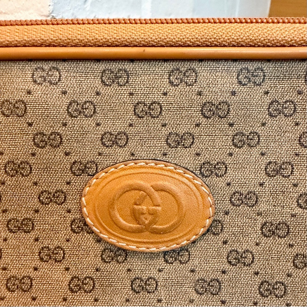 Gucci Authentic Vintage Micro Monogram Crossbody … - image 6